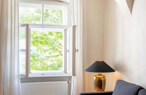 Passau House | Child-Friendly Retreat at Goldenes Schiff with Great Reviews