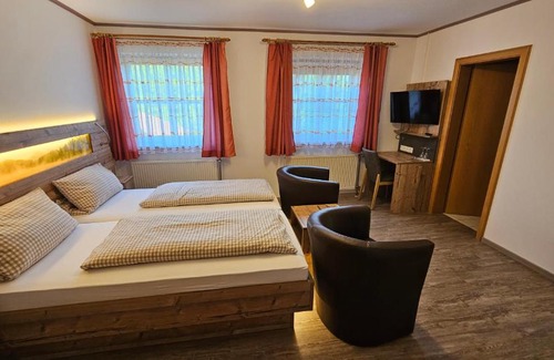 Gruenhaid House | Pet-Friendly Pension Grünhaid: Rated 8.4/10 by Guests