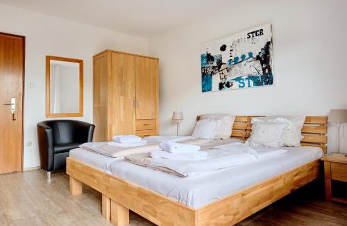 Lochtrop House | Discover Pension Haus am Einberg: Pet-Friendly Retreat
