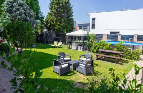 Liesing House | Seaside Retreat at Pension Haus Sanz - Rated 9.4/10