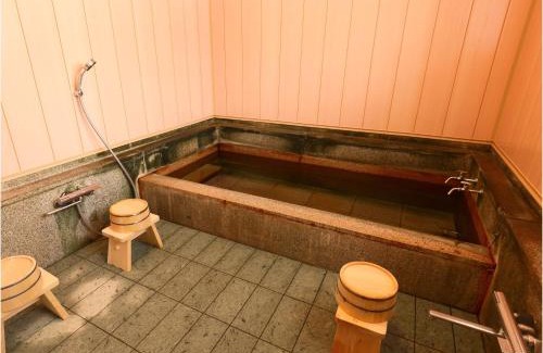 Hachimantai Bed & Breakfast | Welcoming Pension Hinode: Family-Friendly with Hot Tub Bliss