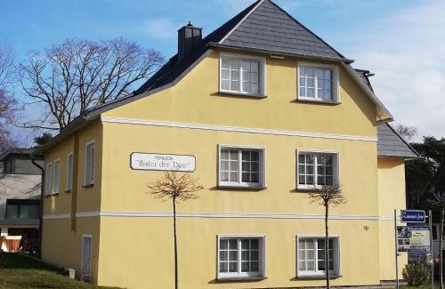 Juliusruh House | Oceanfront Retreat: Pension Hinter der Düne with Breakfast