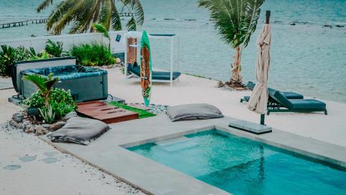 Teahupoo Apartment | Beachfront Escape at Pension Irivai with Ocean Views
