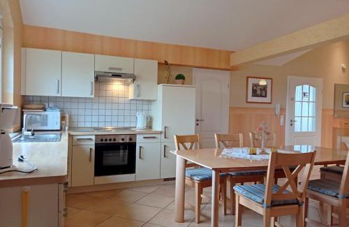 Morsdorf Bed & Breakfast | Discover Pension Kölzer: Family-Friendly with Hot Tub & Breakfast