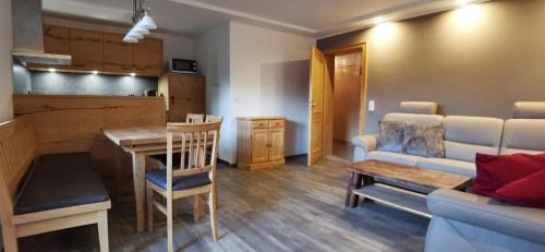 Drachselsried House | Family-Friendly Stay at Pension Landhaus Riedelstein