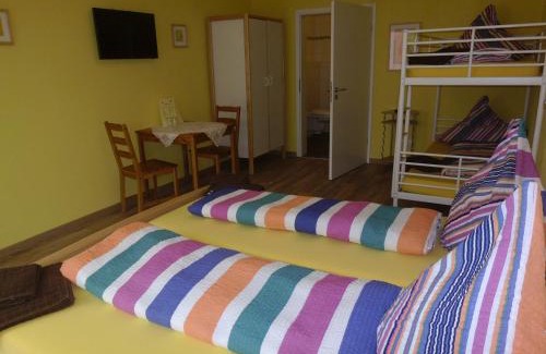 Rust House | Experience Pension LeLiLa Rust: Pet-Friendly Oceanfront Retreat