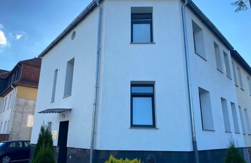Marienburger Hohe/Galgenberg House | Budget-Friendly Stay at Pension Luna - Rated 7/10 by Guests