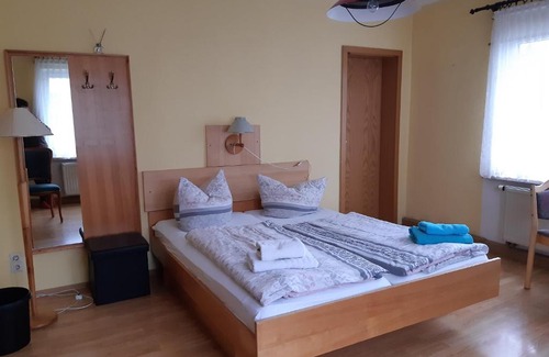 Sankt Egidien House | Kid-Friendly Pension Müller in Sankt Egidien Awaits You