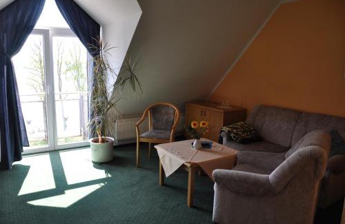 Muritz House | Family-Friendly Retreat at Pension Müritzblick, Rated 8/10
