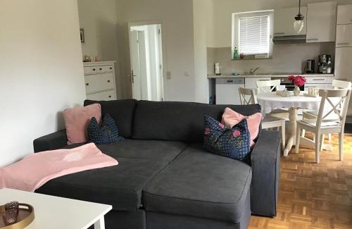 Stupferich Apartment | Inviting Pension Malwine: Top-Rated with Hot Tub Access