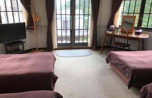 Echo Land Cabin | Cozy Pension Marionette: Highly Rated with a Fireplace