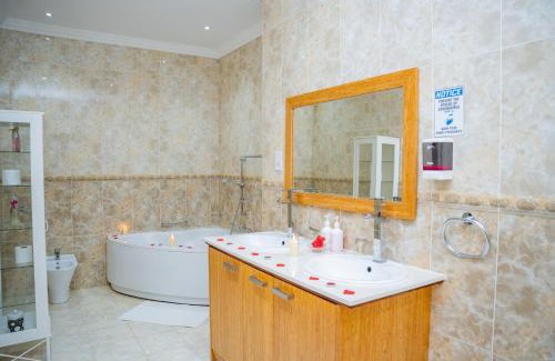 La Digue House | Oceanfront Comfort at Pension Michel Villa Roche Bois