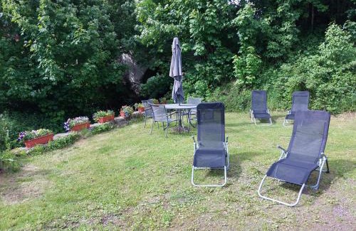Dolni Mala Upa House | Pet-Friendly Pension Modrá Hvězda with Oceanfront Pool