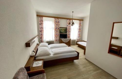Gresten Hotel | Discover Pension Pöchhacker: Family-Friendly Getaway