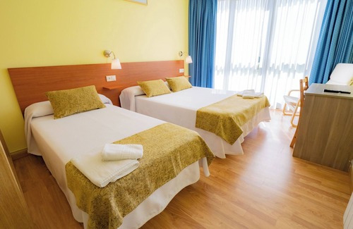 Palas de Rei House | Discover Pension Palas: Rated 9/10 with Spa & Breakfast