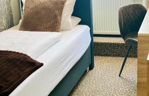 Schrobenhausen House | Pension Piatto d´Oro: Family and Pet-Friendly Getaway