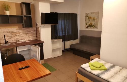 Kapfenberg Bed & Breakfast | Pet-Friendly Pension Prem with Oceanfront Dining Options