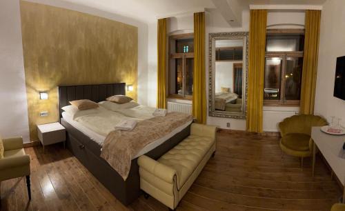 Loket House | Pet-Friendly Pension & Restaurant Atmosféra: Rated 9/10!