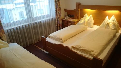 Lanersbach House | Pet-Friendly Retreat at Pension Rosengarten with Breakfast