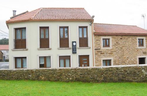 Zas House | Guest Rated 10/10: Pension Rustica Casa Do Relojero