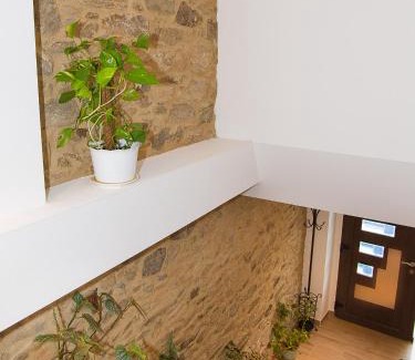 Zas House | Guest Rated 10/10: Pension Rustica Casa Do Relojero