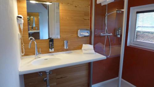 Krakauhintermuehlen House | Pet-Friendly Gasthof Schallerwirt with Spa & Breakfast