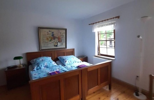 Gastewitz House | Welcoming Pension Schwalbenhof with Breakfast & Kitchenette