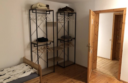 Gastewitz House | Welcoming Pension Schwalbenhof with Breakfast & Kitchenette