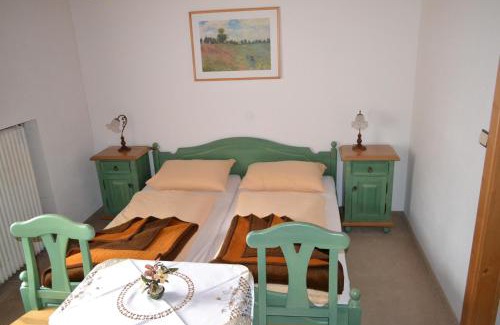 Gasen House | Unwind at Gasthof Pension Schweiger "JAGAWIRT" with Ocean Views