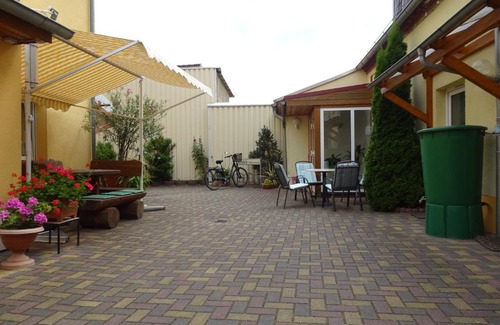 Belgern House | Family-Friendly Pension Sigwarth with Kitchen Amenities