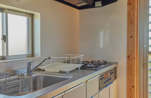 Ginoza House | Cozy Pension Snadun: Ocean View & Family-Friendly Retreat