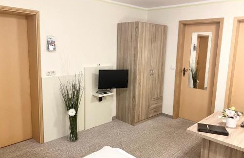 Nohra House | Family-Friendly Pension Sonja Müller with Top Guest Ratings
