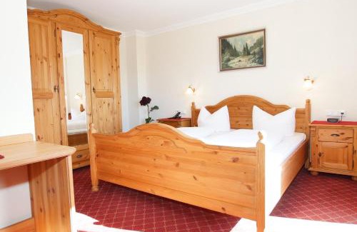 Kirchdorf in Tirol House | Guest Rated Pension Sonnleit'n: Family-Friendly Comfort