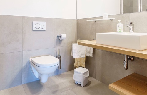 Vilpiano Bed & Breakfast | Guest Rated 10/10 at Pension Sunnhofer with Pool & Dining