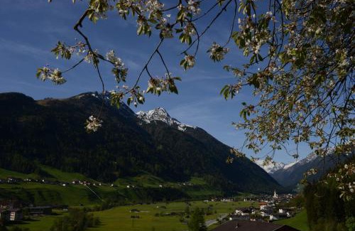 Neustift Im Stubaital House | Guest Rated 9/10 at Pension Tina with Family-Friendly Amenities