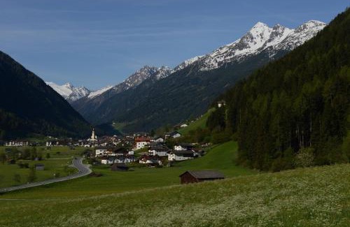 Neustift Im Stubaital House | Guest Rated 9/10 at Pension Tina with Family-Friendly Amenities