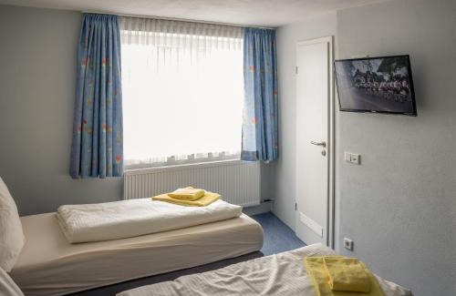 Augustinviertel House | Cozy Pension Torkel-Stube: Pet-Friendly Retreat with Breakfast
