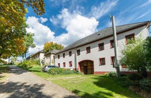 Horni Plana House | Relaxing Stay at Pension U Řehoutů with Ocean Views