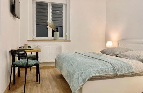 Marianske Lazne House | Pet-Friendly Pension u Šťastných with Family Amenities