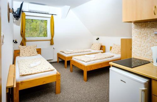 Dolni Becva House | Inviting Pension U Blinků: Pet-Friendly Stay with Kitchen