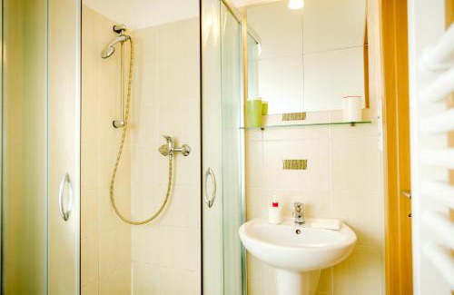 Dolni Becva House | Inviting Pension U Blinků: Pet-Friendly Stay with Kitchen