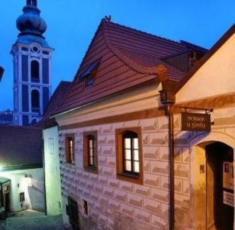 Cesky Krumlov House | Family-Friendly Stay at Pension U Zámku - Rated 9.1/10