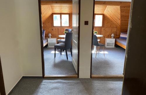 Konstantinovy Lazne Hotel | Pension V Pohodě: Pet-Friendly Retreat with Spa Amenities