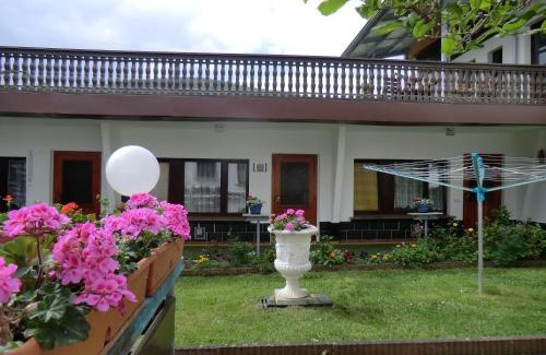 Bad Blankenburg House | Pet-Friendly Retreat at Pension Villa Brödel - Rated 8.1/10