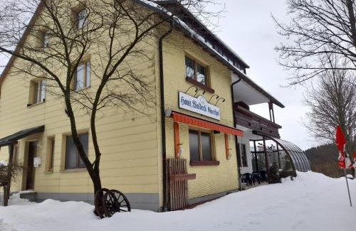 Fleckl House | Pet-Friendly Pension Waldeck Fleckl - Family Friendly Retreat