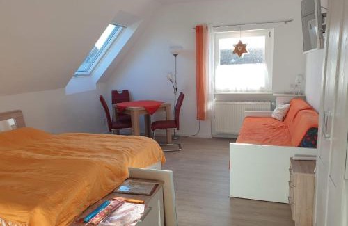 Arzberg House | Pension Weitblick: Oceanfront Retreat with Breakfast Included