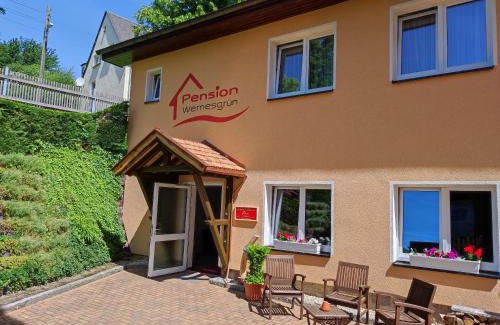 Wernesgrun House | Pet-Friendly Pension Wernesgrün with Breakfast Included