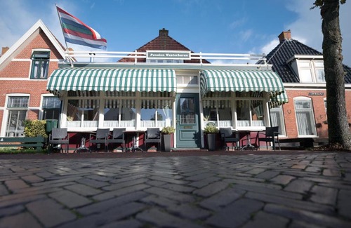 Schiermonnikoog House | Cozy Pension Westerburen with Ocean View & Family Amenities