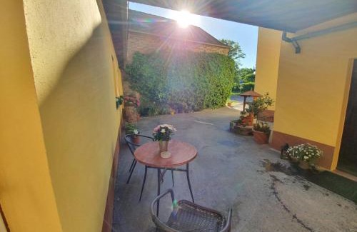 Lutzen House | Discover Gasthof Zum Amboss: Pet-Friendly Retreat & Dining