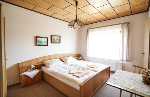 Karstadt House | Pet-Friendly Gasthof Zum Goldenen Stern with High Ratings